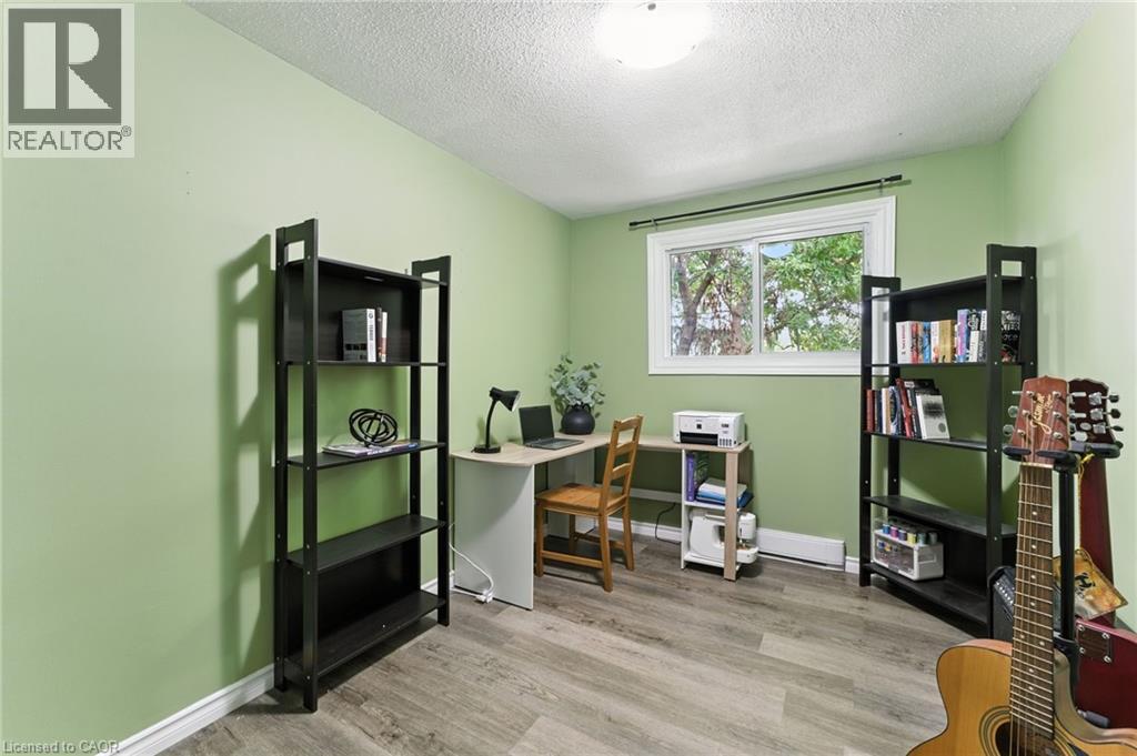 Photo 10 of 100 Bluevale Street N Unit 25, Waterloo ON