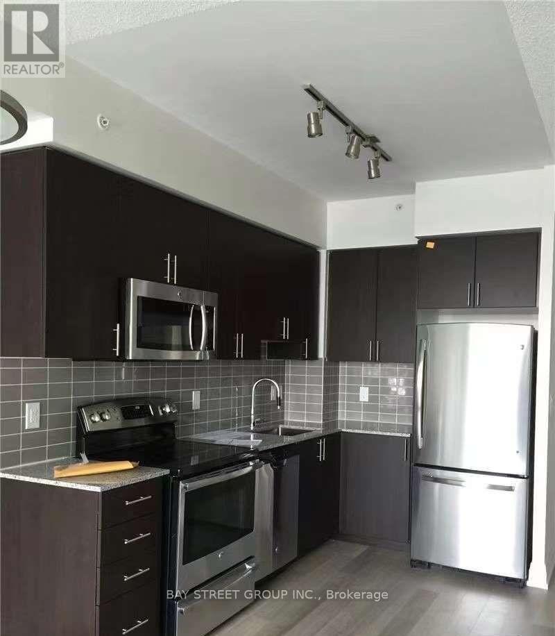 Photo 2 of 2210 7165 Yonge Street, Markham ON