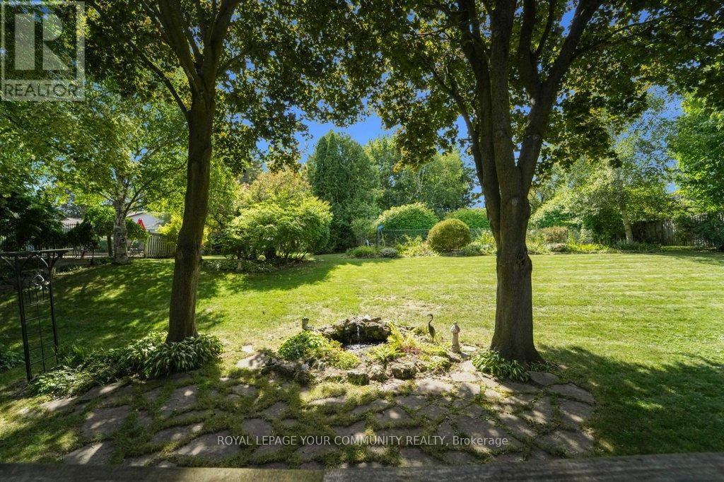 Photo 48 of 25 Hare Court, Markham ON