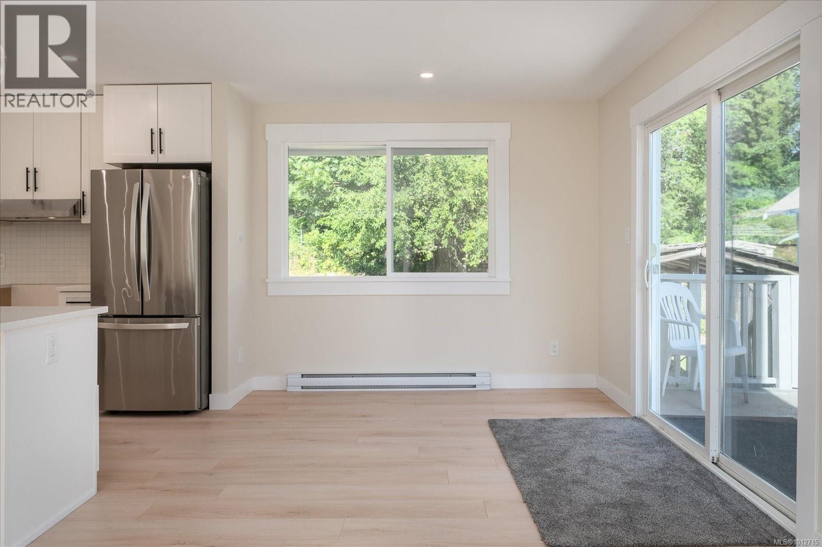 Photo 10 of 1373 Fielding Rd, Nanaimo BC
