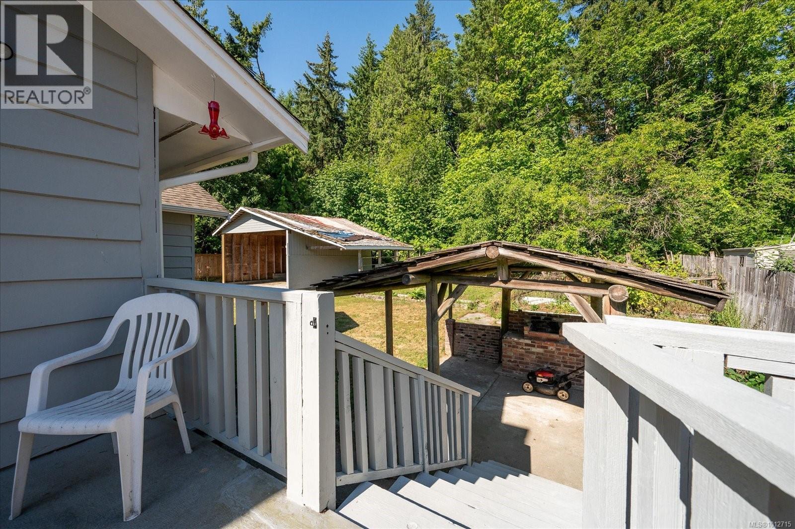 Photo 15 of 1373 Fielding Rd, Nanaimo BC
