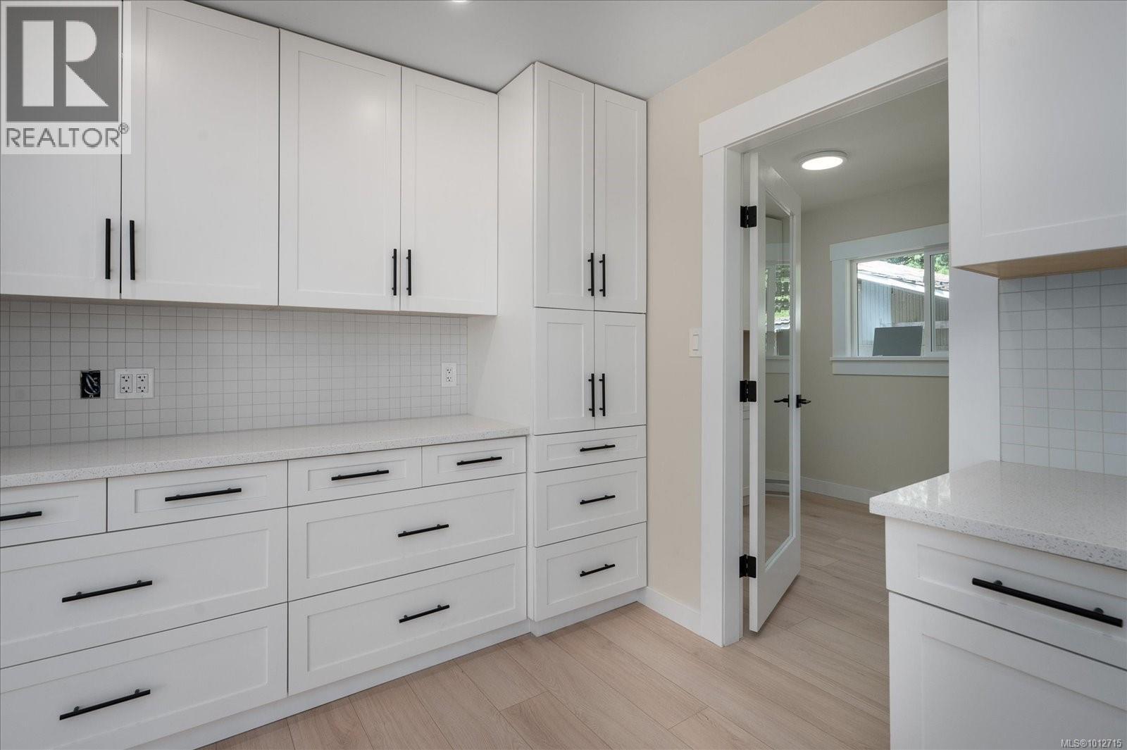 Photo 19 of 1373 Fielding Rd, Nanaimo BC