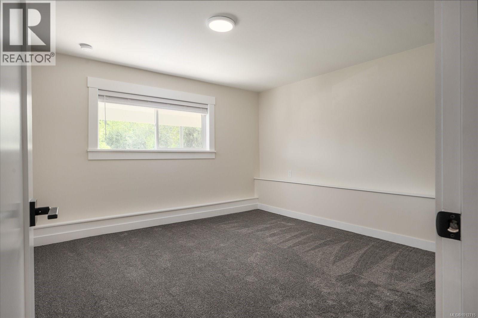 Photo 38 of 1373 Fielding Rd, Nanaimo BC