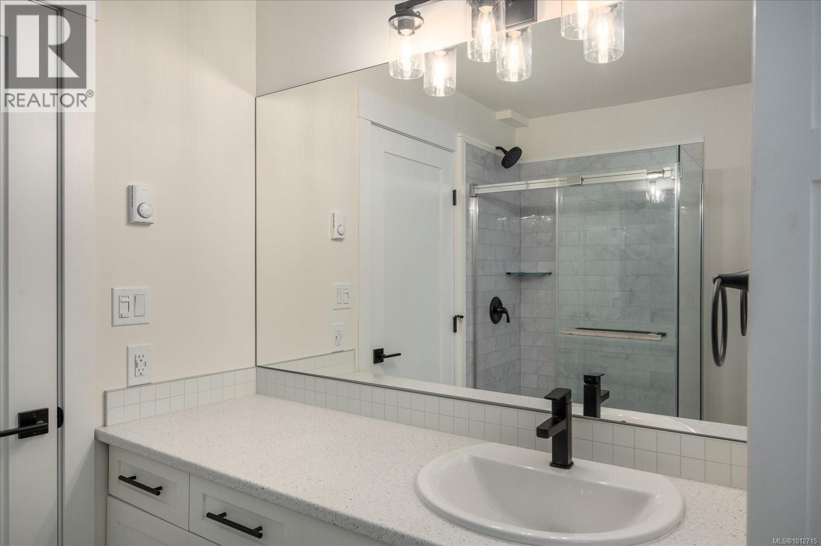 Photo 41 of 1373 Fielding Rd, Nanaimo BC