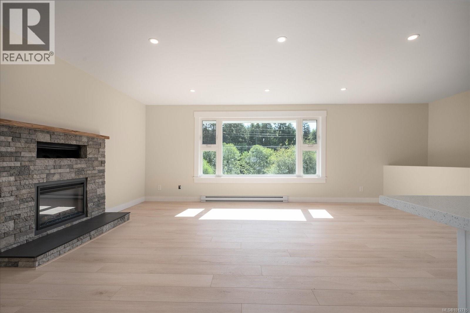 Photo 8 of 1373 Fielding Rd, Nanaimo BC