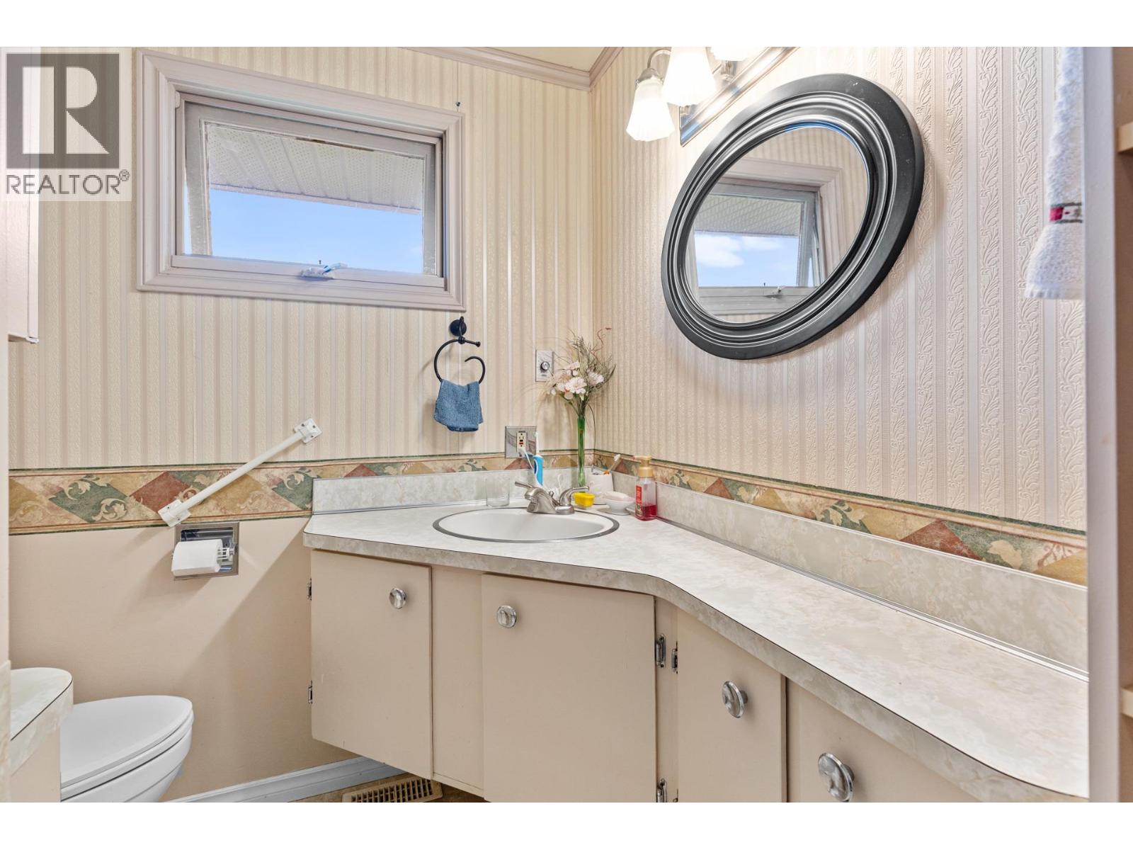  350 Clarissa Road, Kelowna