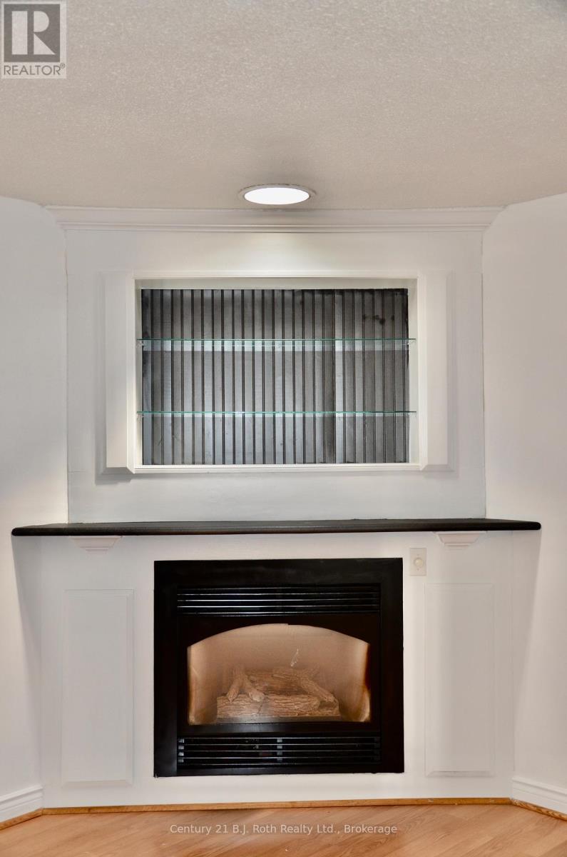 Photo 14 of 12 Kings Court, Orillia ON