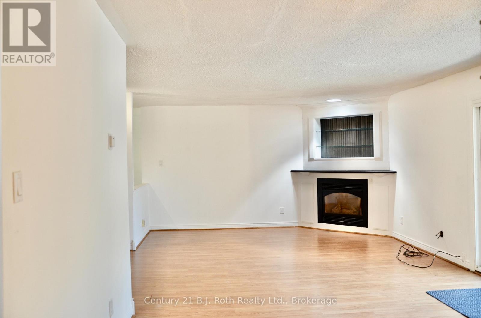 Photo 13 of 12 Kings Court, Orillia ON