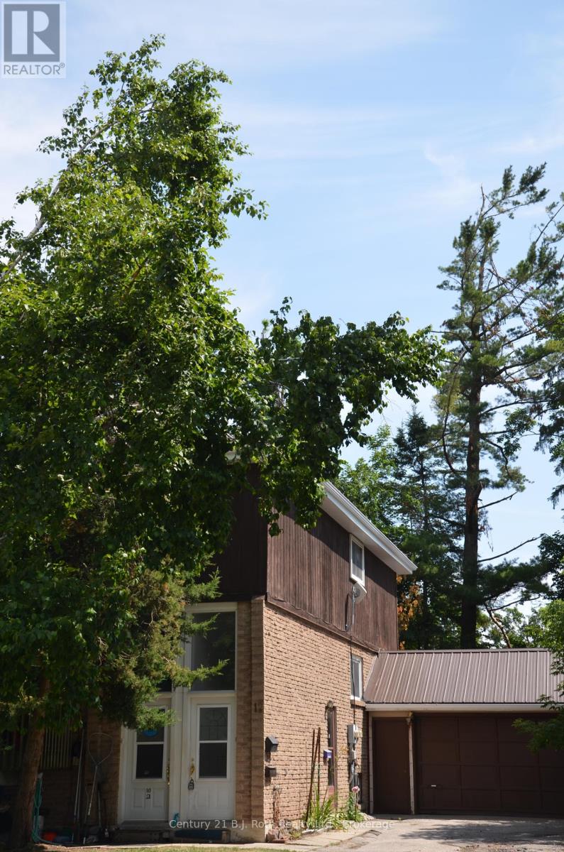 Photo 6 of 12 Kings Court, Orillia ON