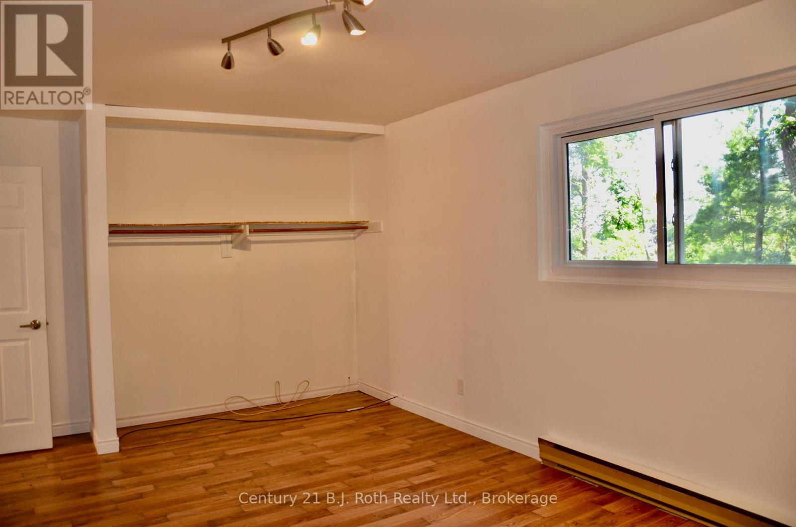 Photo 28 of 12 Kings Court, Orillia ON