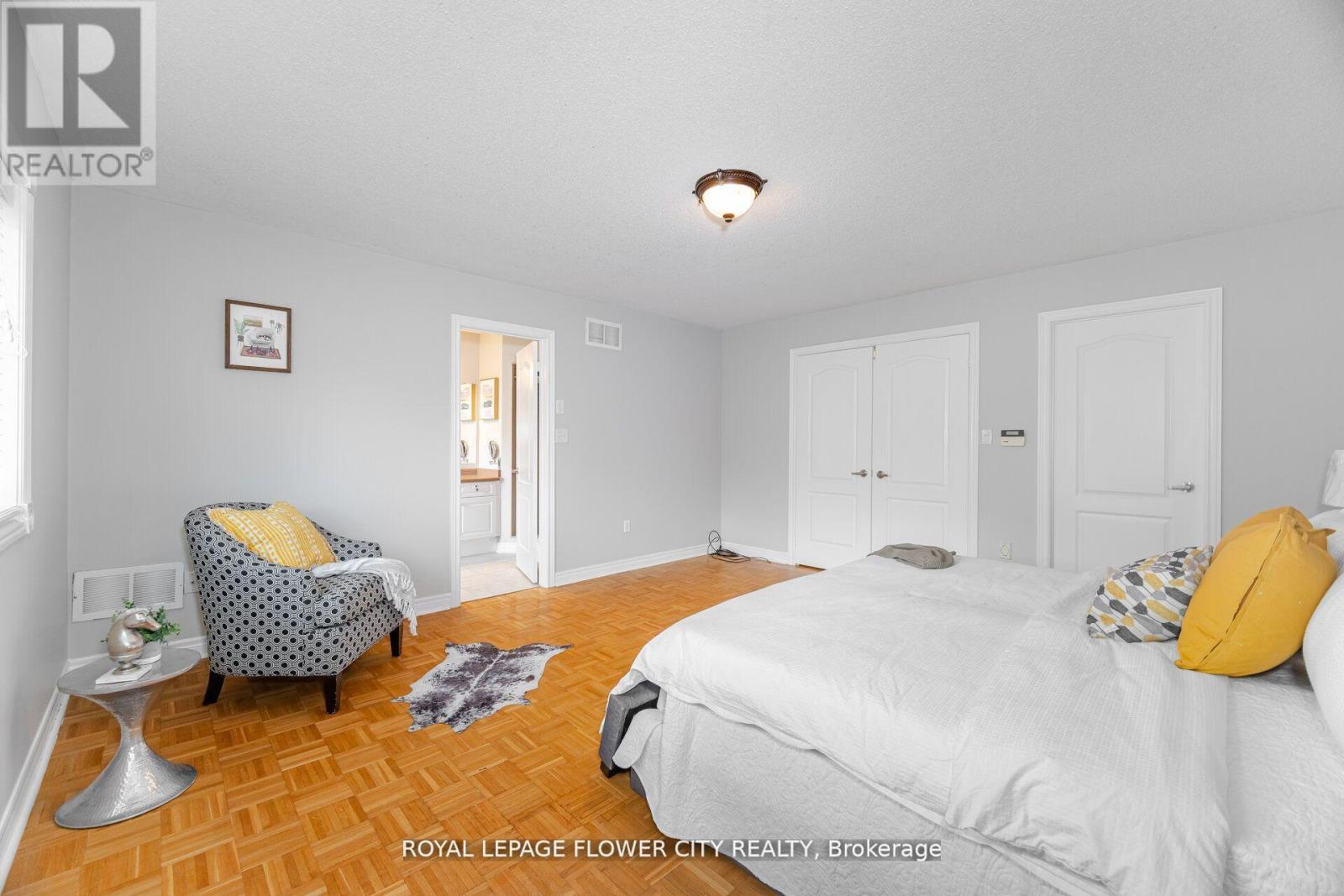 Photo 28 of 61 Headwater Road, Caledon ON