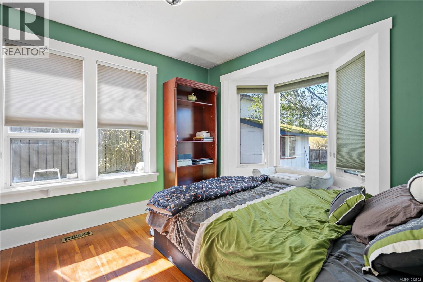  3228 Seaton Street, Saanich