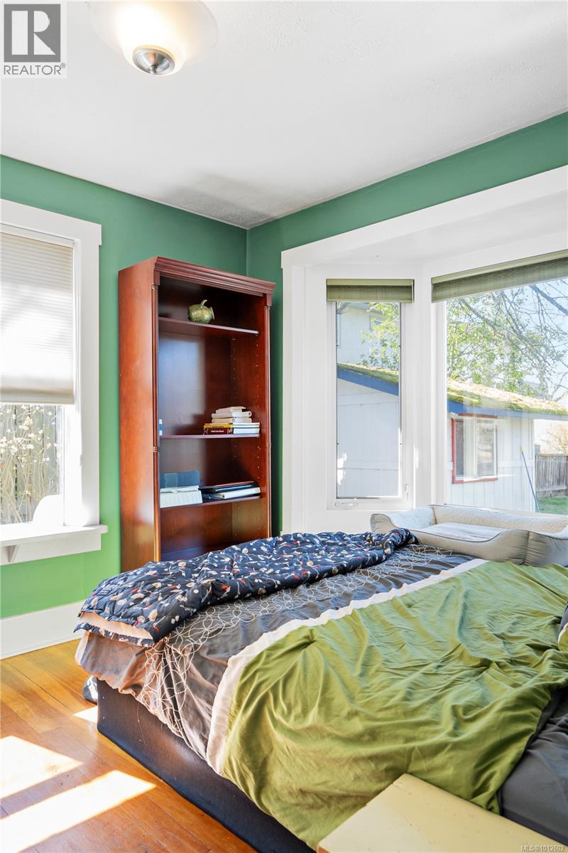  3228 Seaton Street, Saanich