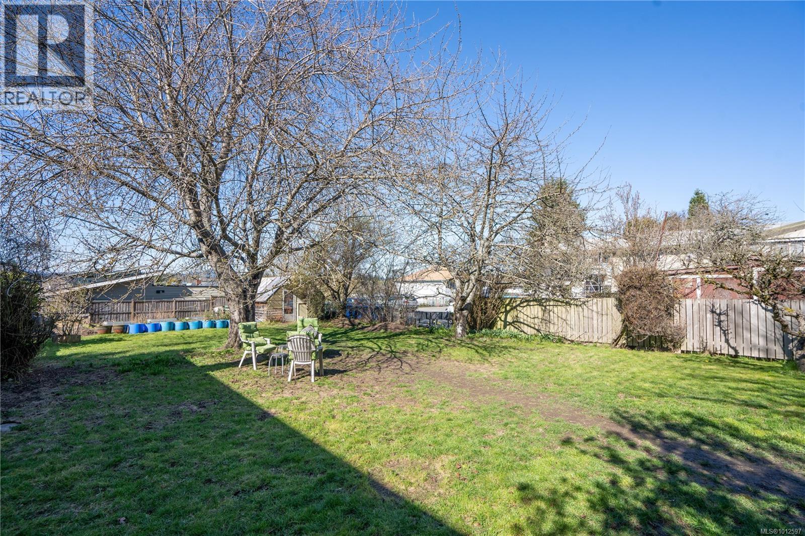 Photo 12 of 3228 Seaton St, Saanich BC
