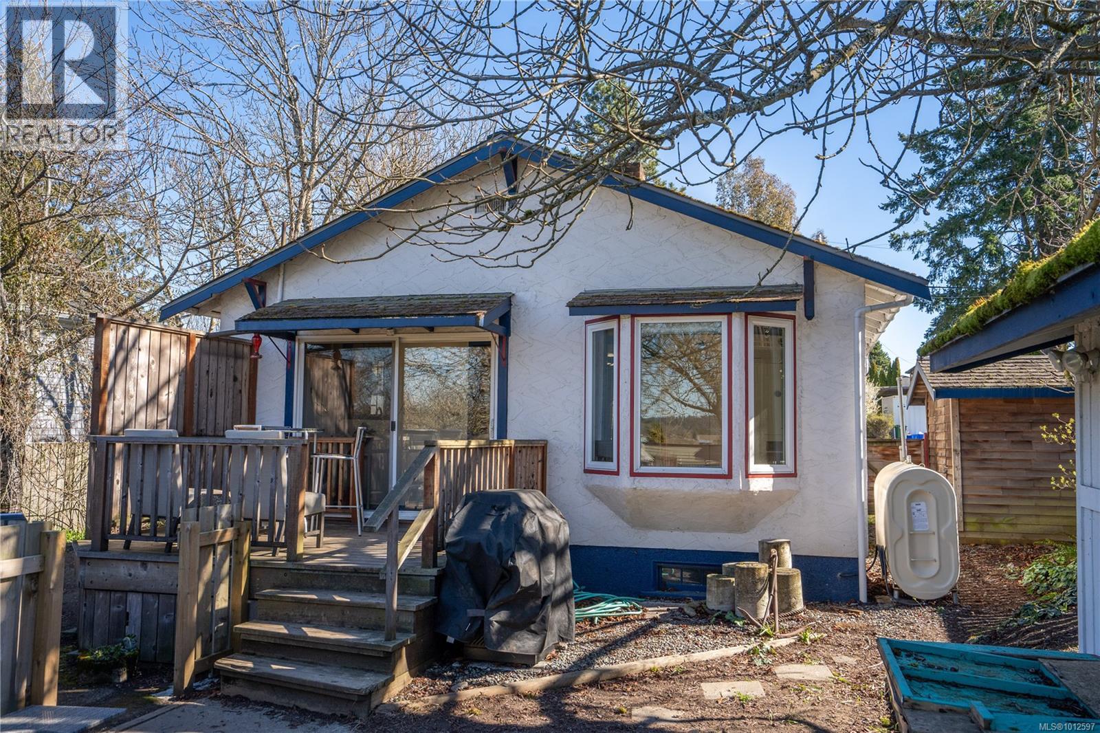 Photo 17 of 3228 Seaton St, Saanich BC