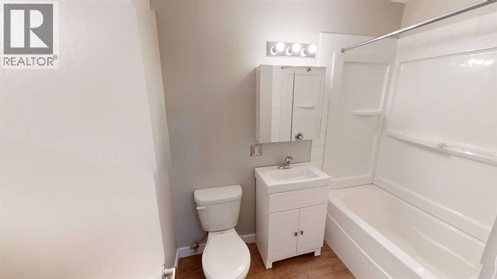 Photo 6 of 302 9926 105 Avenue, Grande Prairie AB