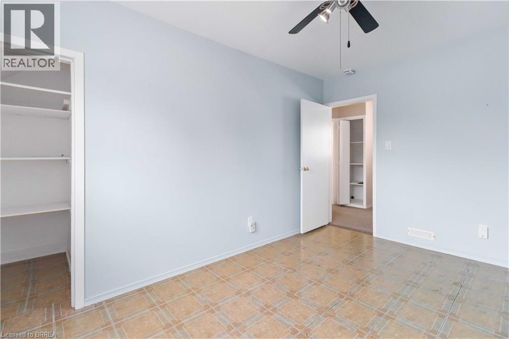 Photo 17 of 160 Catharine Avenue, Brantford ON