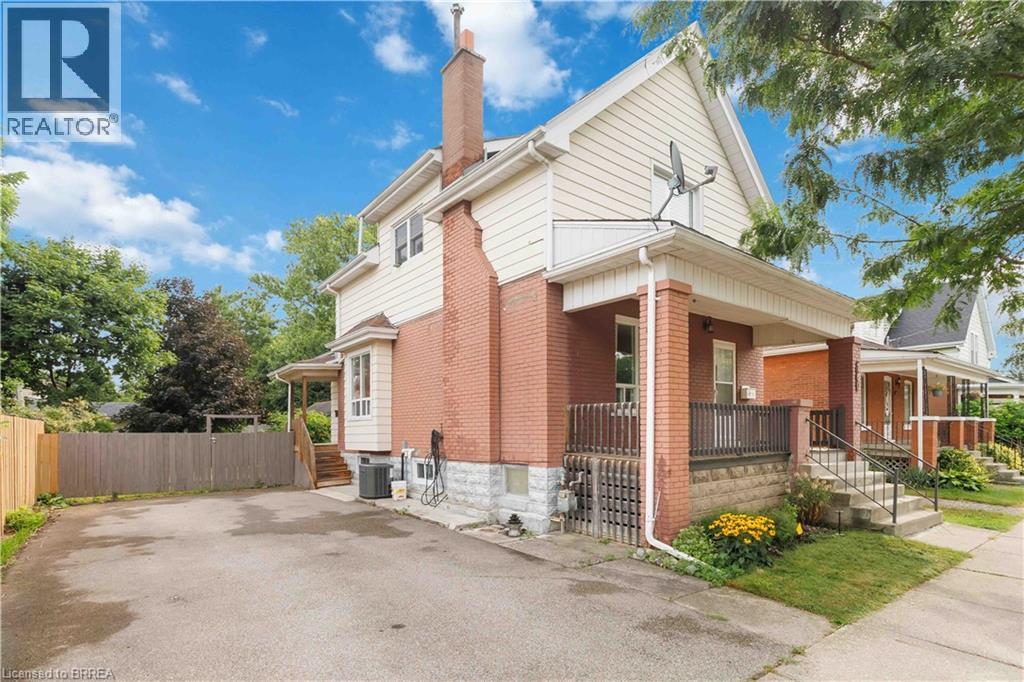 Photo 27 of 160 Catharine Avenue, Brantford ON