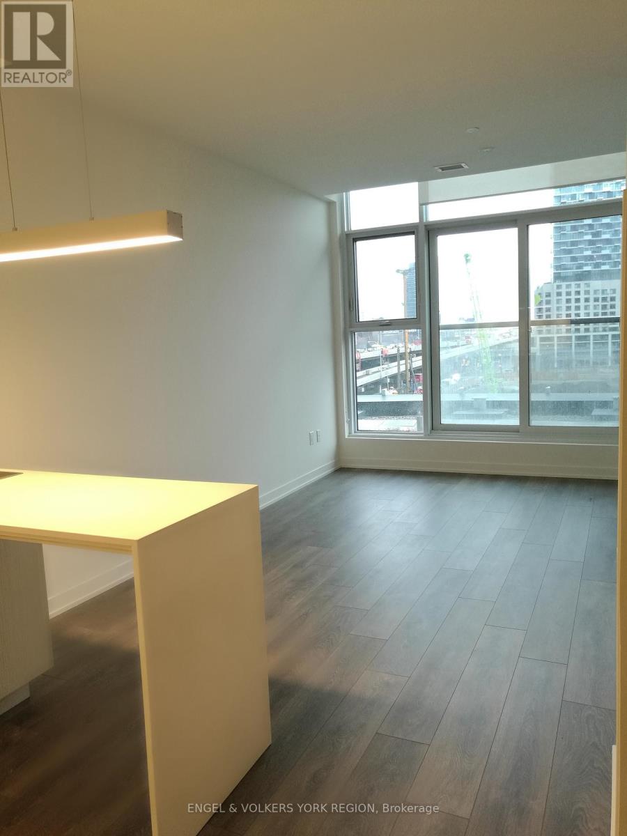 Photo 9 of 301 20 Richardson Street S, Toronto ON