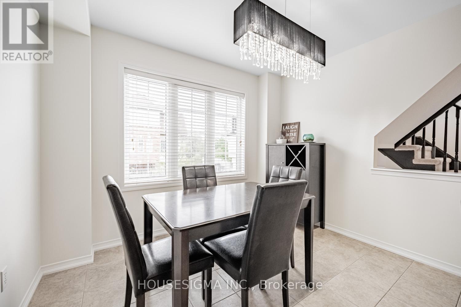 Photo 10 of 54 7 Sirente Drive, Hamilton ON