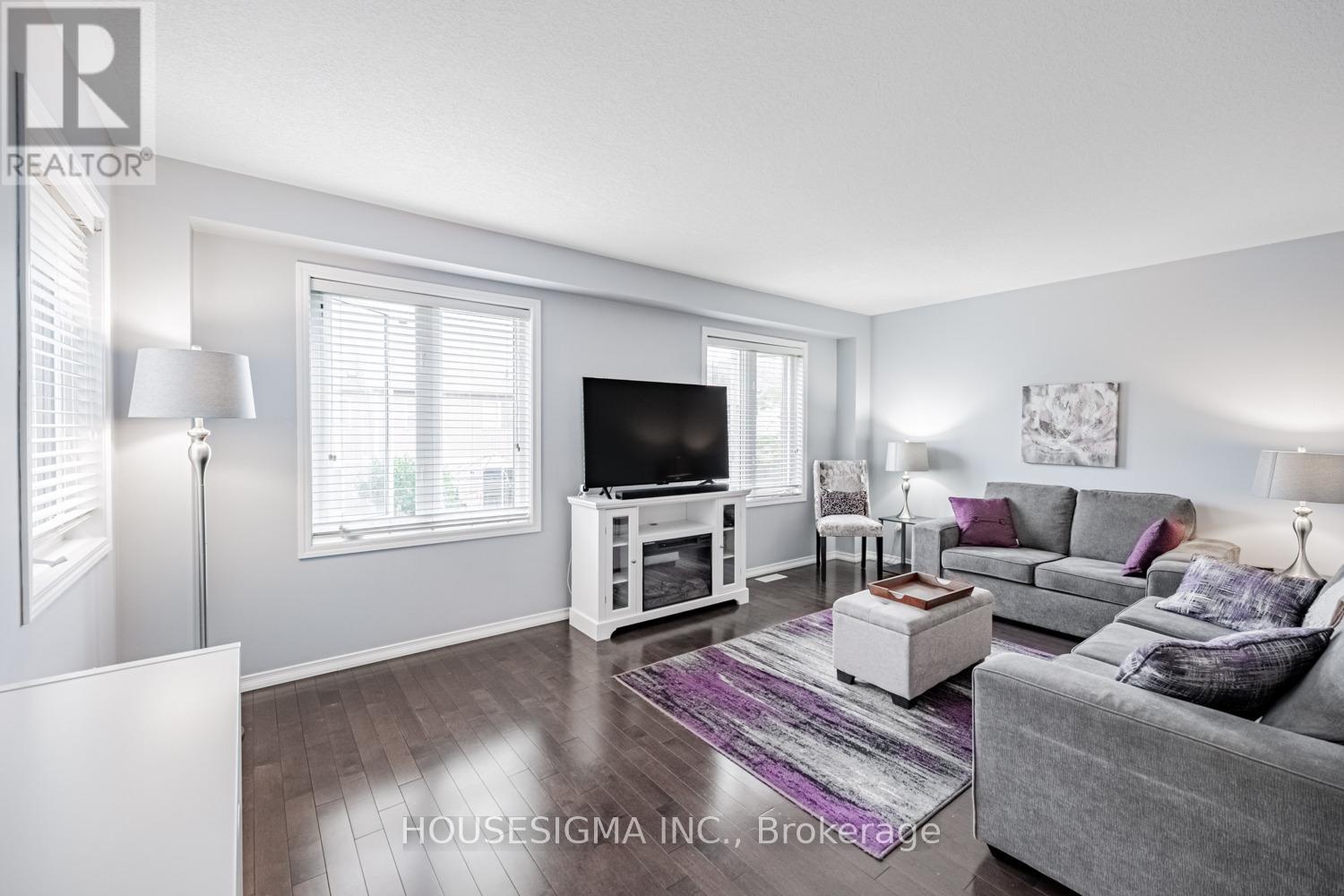 Photo 12 of 54 7 Sirente Drive, Hamilton ON