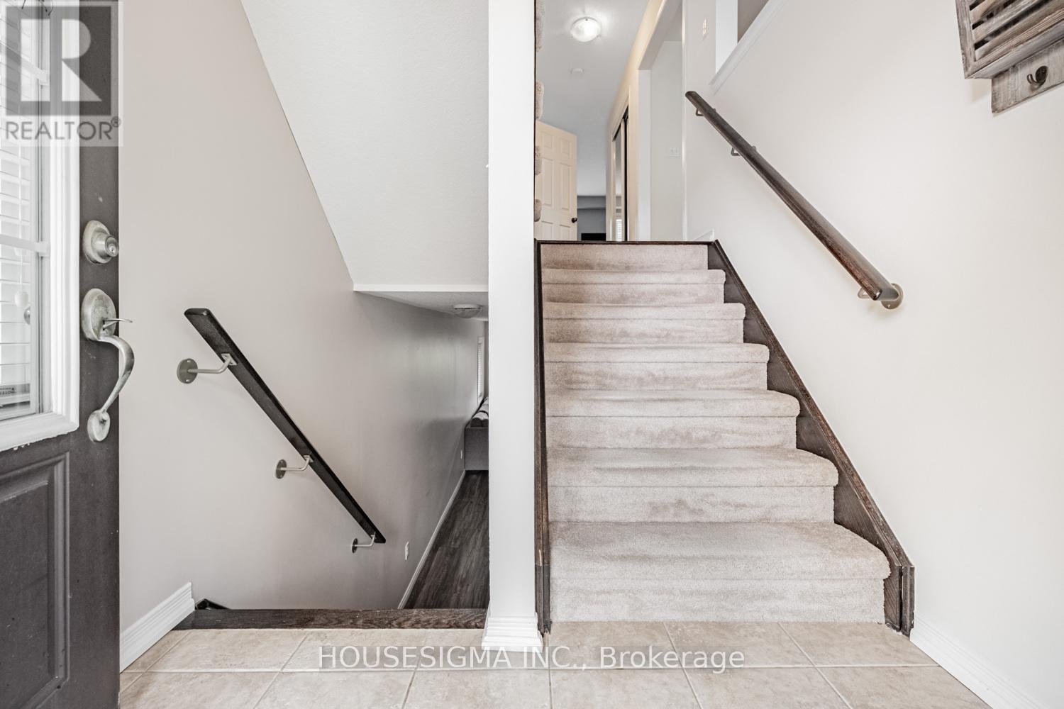 Photo 15 of 54 7 Sirente Drive, Hamilton ON