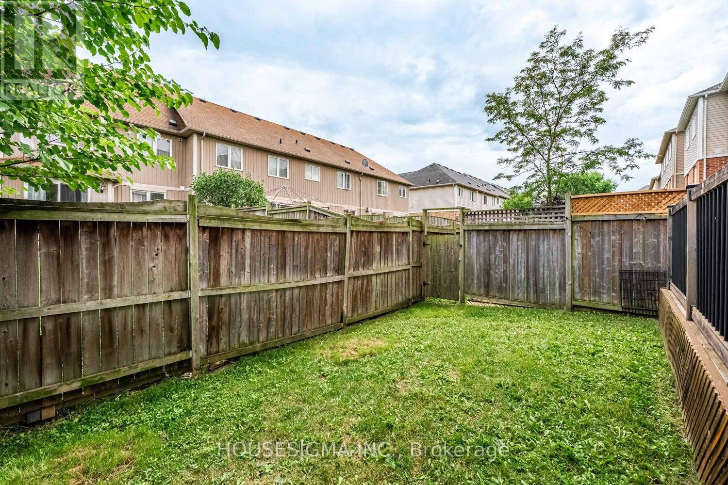 Photo 31 of 54 7 Sirente Drive, Hamilton ON