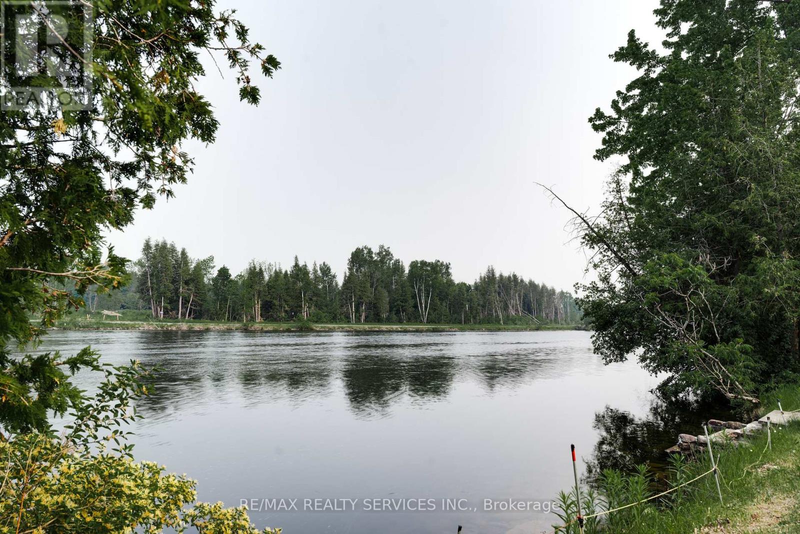 Photo 28 of 885 Glen Cedar Drive, Selwyn ON