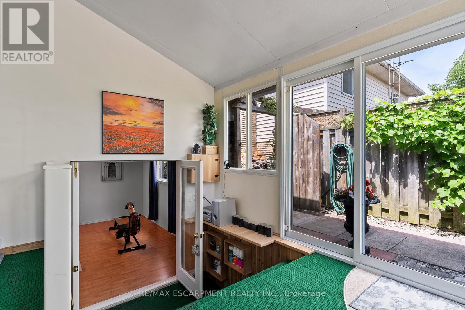 Photo 25 of 53 Northridge Drive, West Lincoln ON