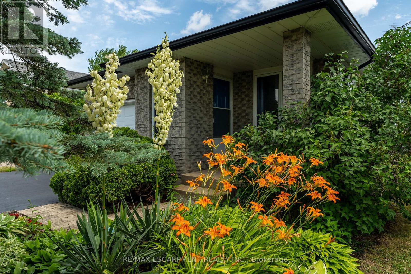 Photo 4 of 53 Northridge Drive, West Lincoln ON