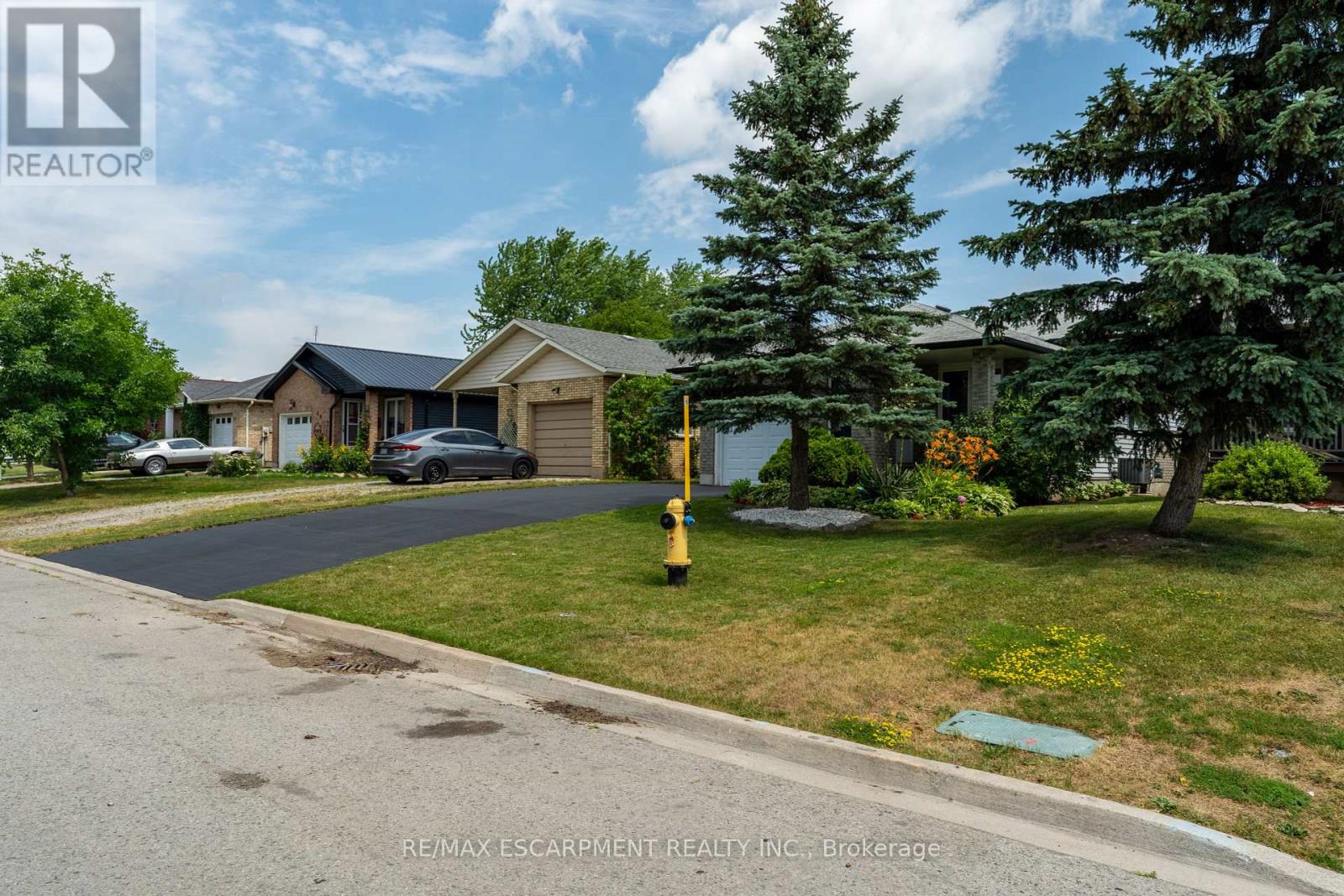 Photo 41 of 53 Northridge Drive, West Lincoln ON