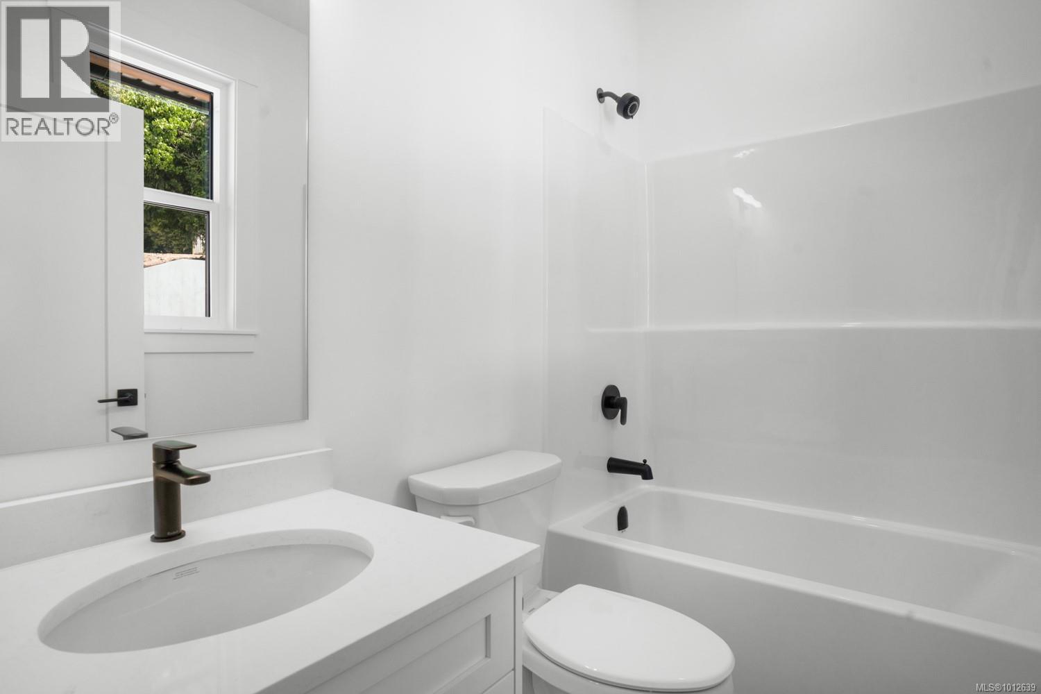 Photo 23 of 2547 Doctors Rd, Nanaimo BC