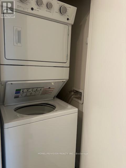 Photo 10 of 533 22 East Haven Drive, Toronto ON