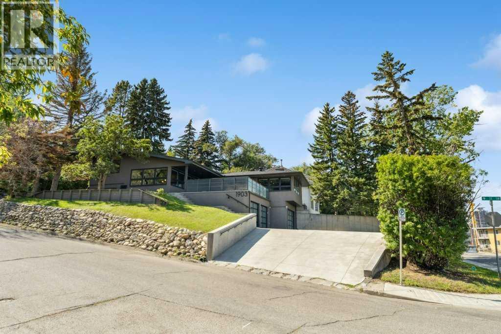Photo 2 of 1903 9 Street Sw, Calgary AB