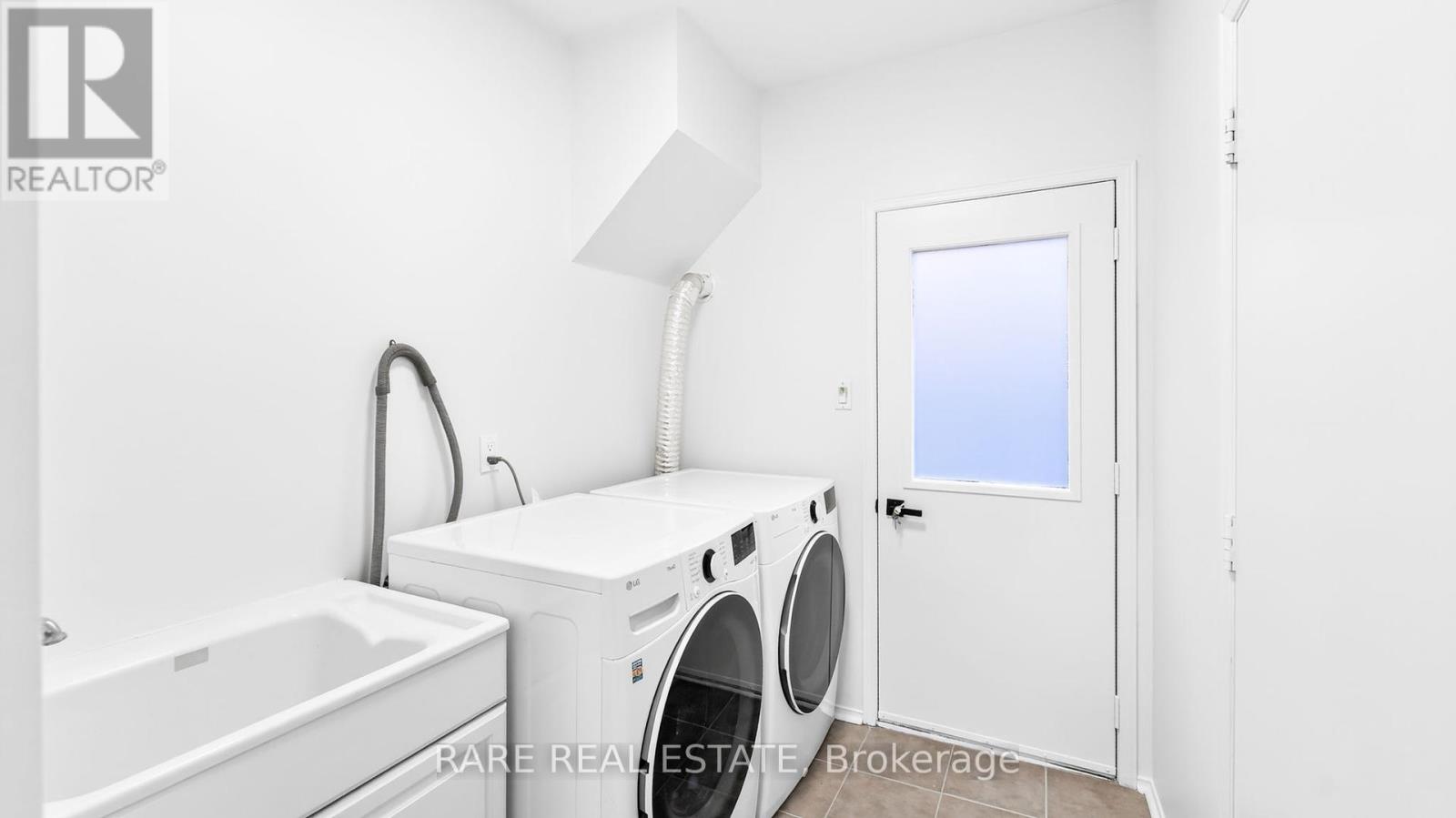 Photo 22 of 6 Carmichael Drive, Whitby ON
