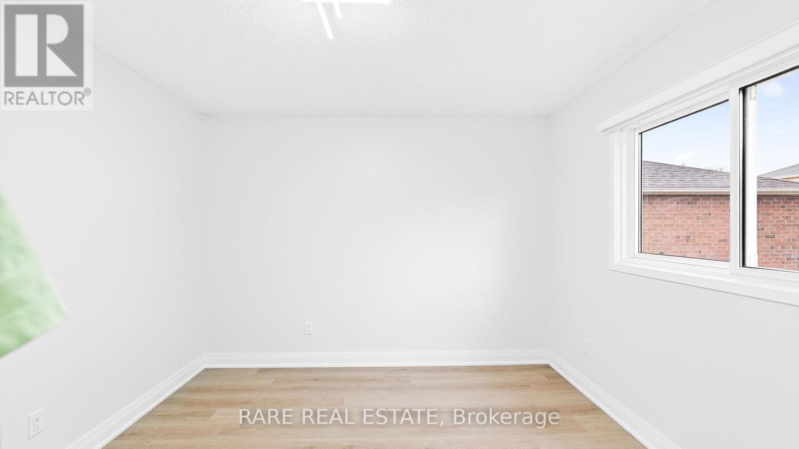 Photo 25 of 6 Carmichael Drive, Whitby ON