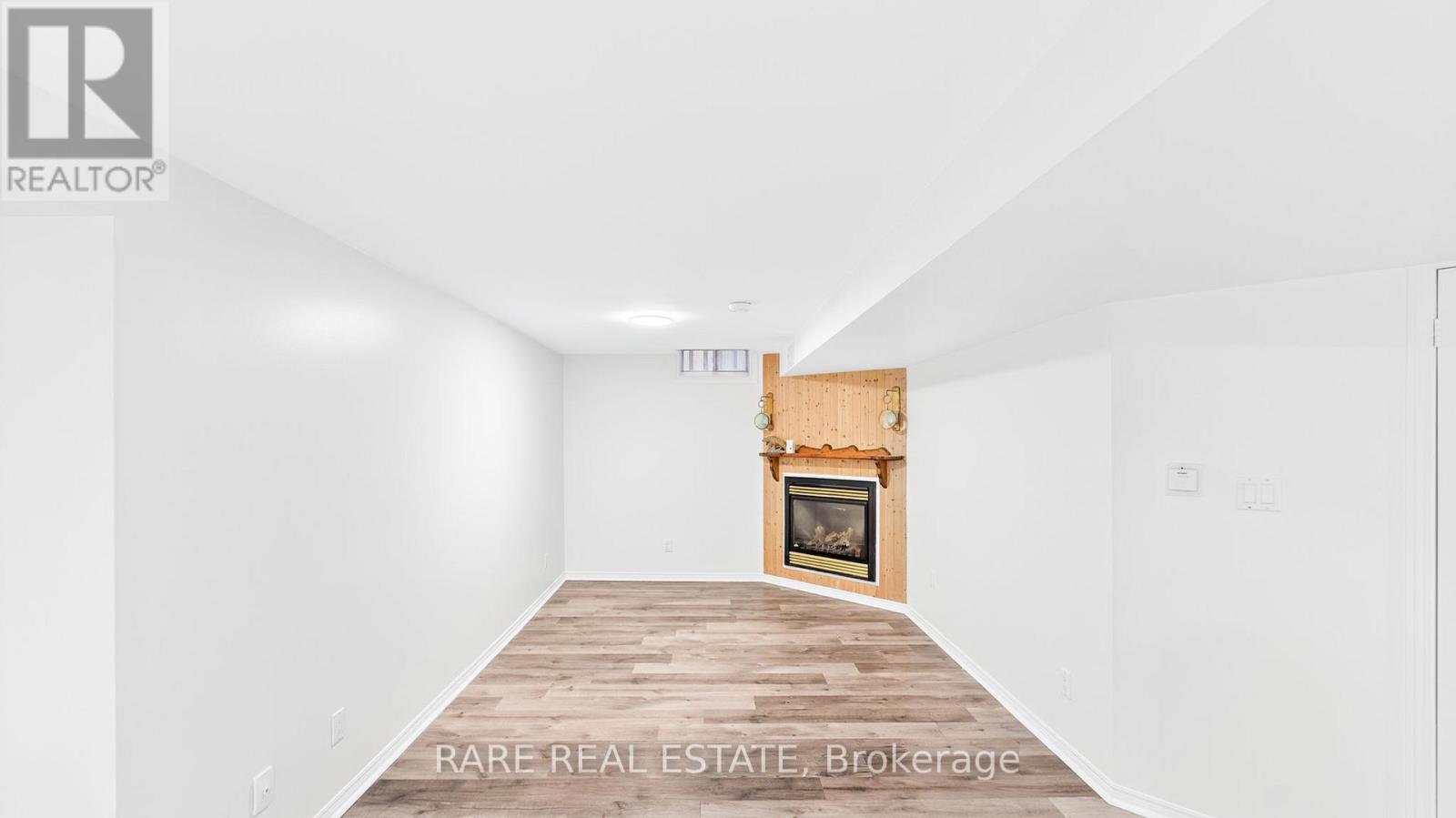 Photo 37 of 6 Carmichael Drive, Whitby ON