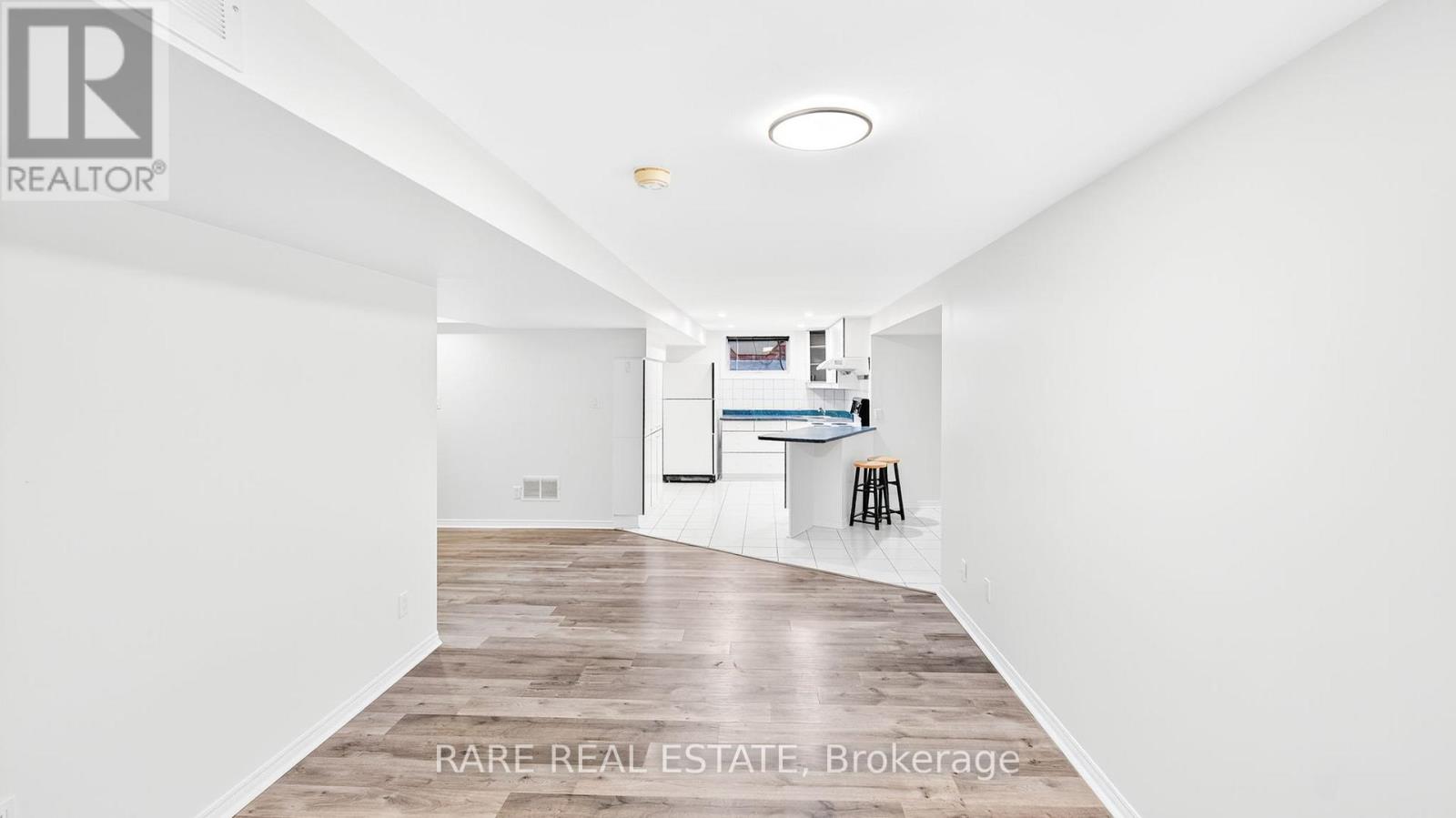 Photo 38 of 6 Carmichael Drive, Whitby ON
