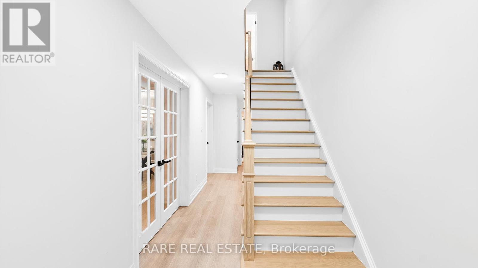 Photo 8 of 6 Carmichael Drive, Whitby ON