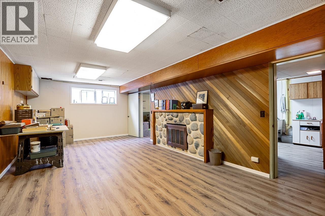 Photo 31 of 6544 Elwell Street, Burnaby BC