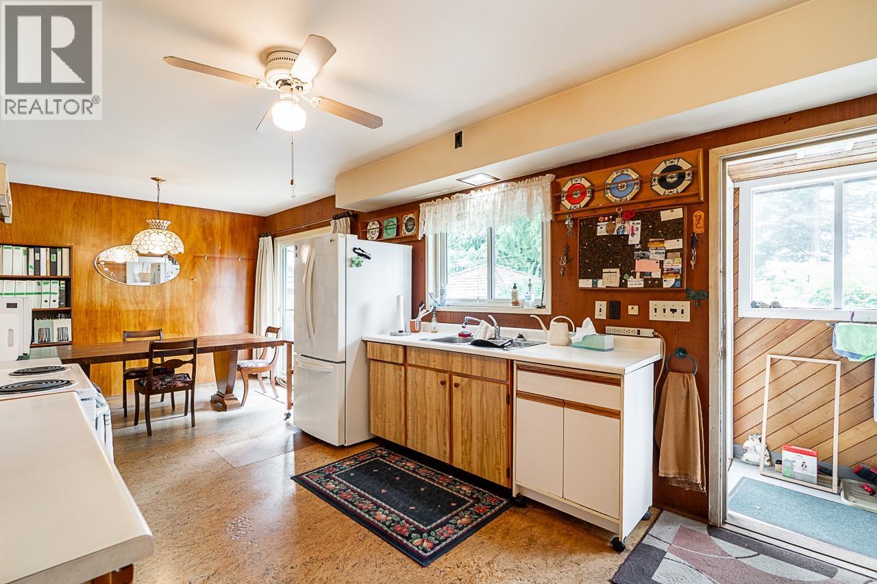 Photo 22 of 6544 Elwell Street, Burnaby BC