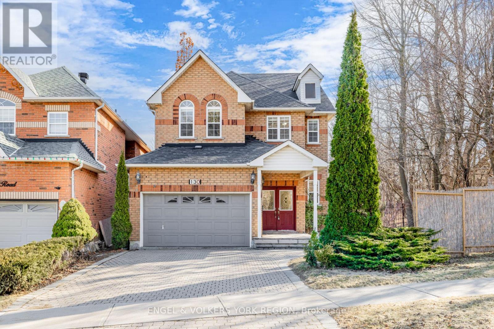 Photo 1 of 130 Old Colony Road, Richmond Hill ON