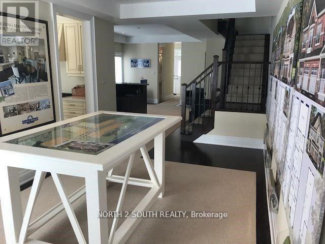 Photo 4 of 166 Gentile Circle, Vaughan ON