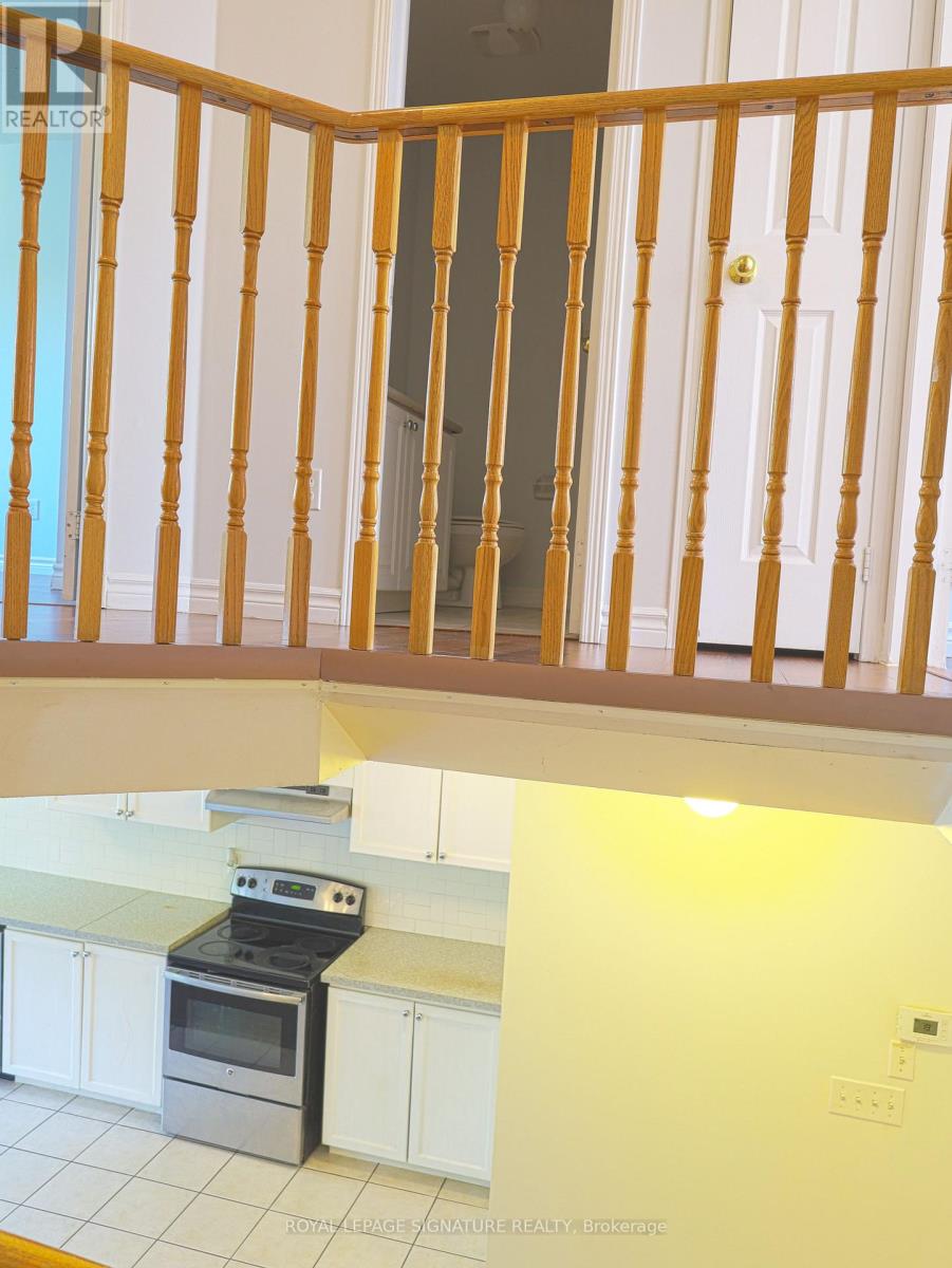 Photo 16 of 48 Billingsley Crescent, Markham ON