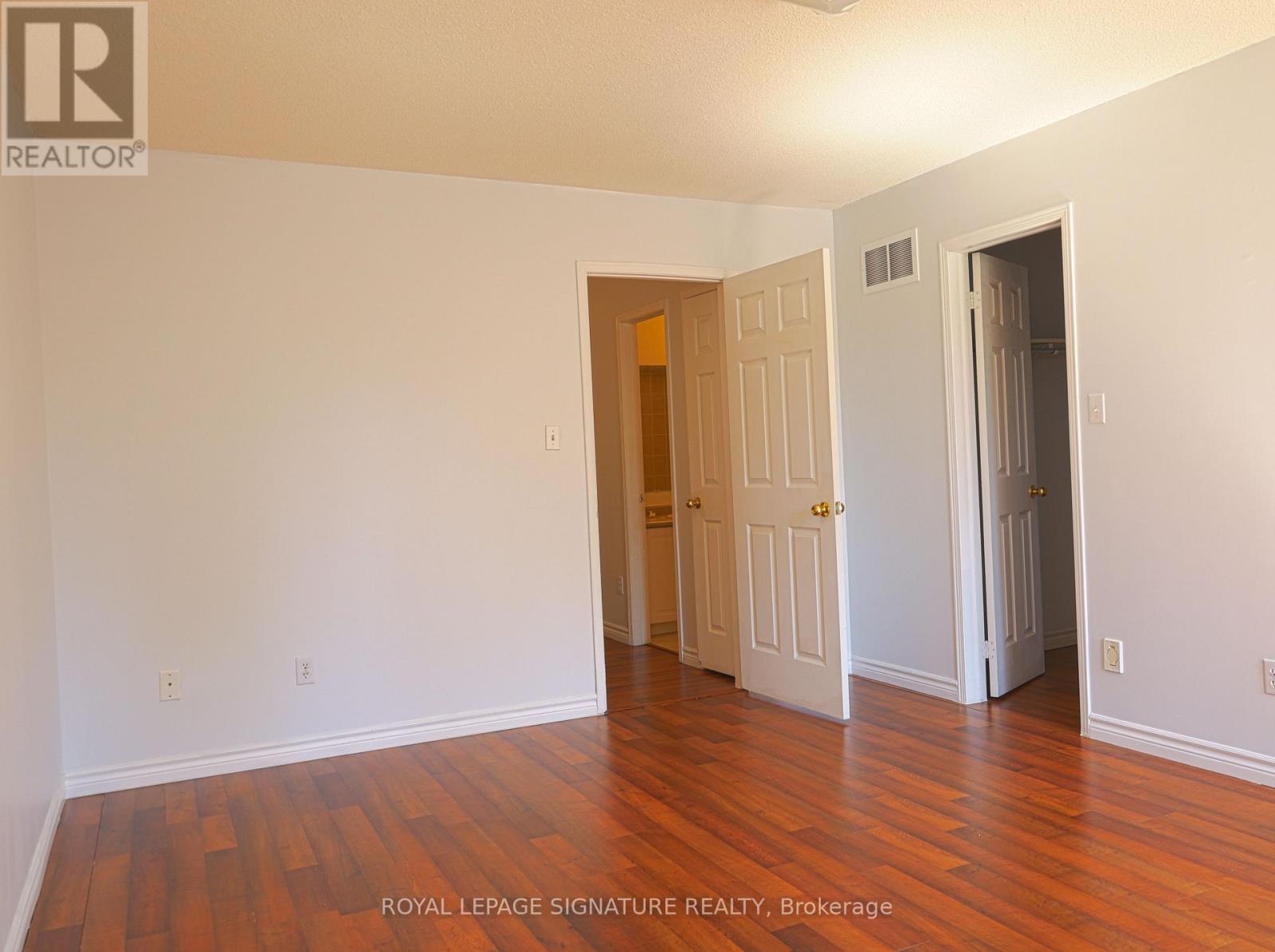 Photo 18 of 48 Billingsley Crescent, Markham ON