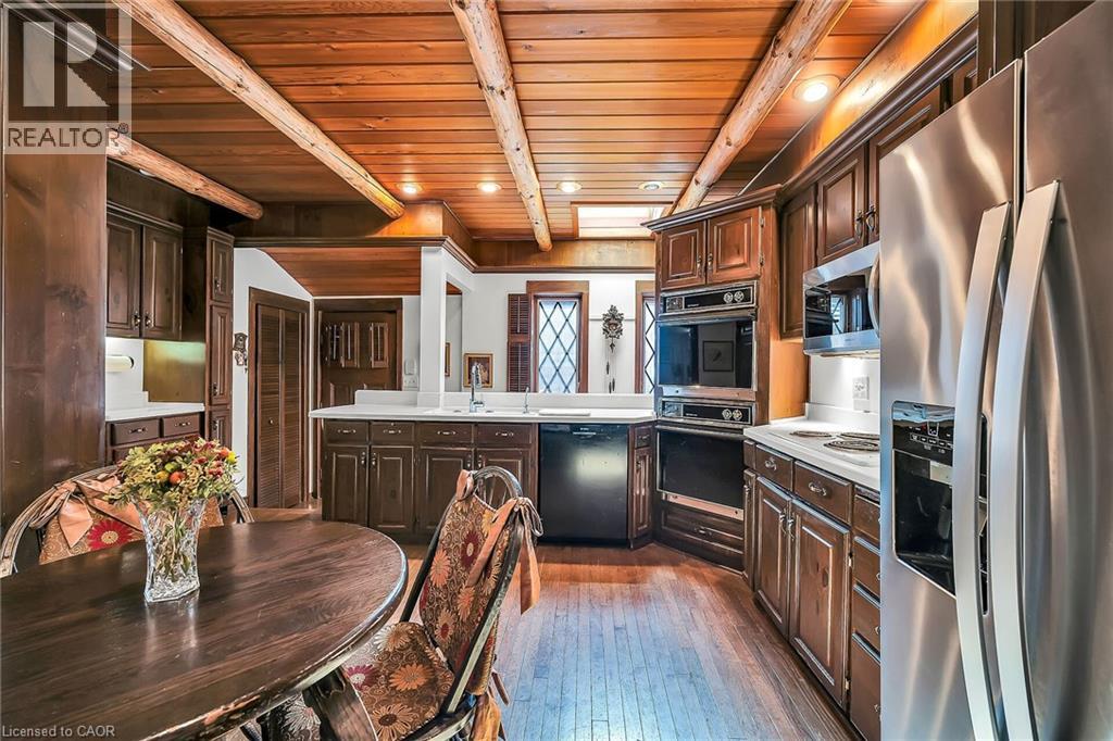 Photo 12 of 793 Shadeland Avenue, Burlington ON