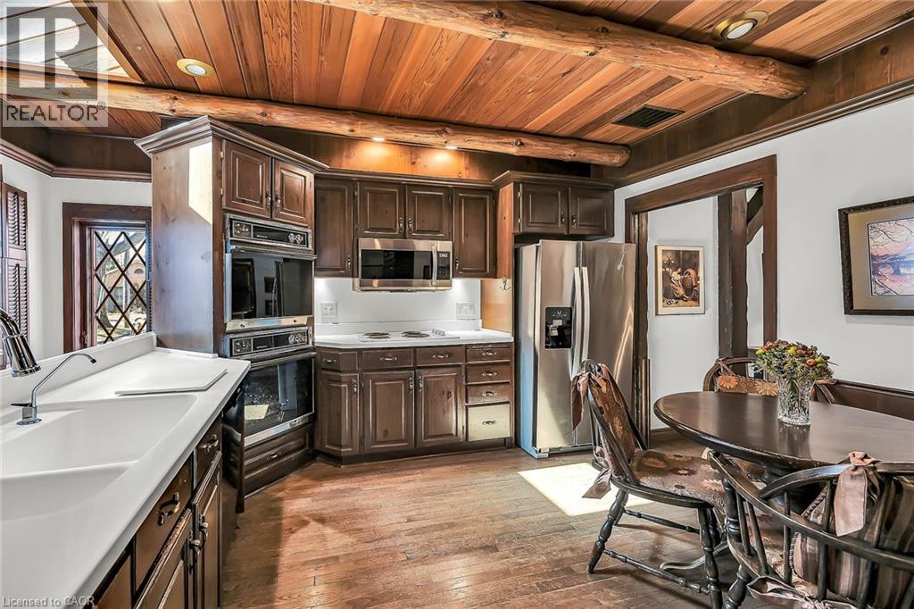 Photo 14 of 793 Shadeland Avenue, Burlington ON