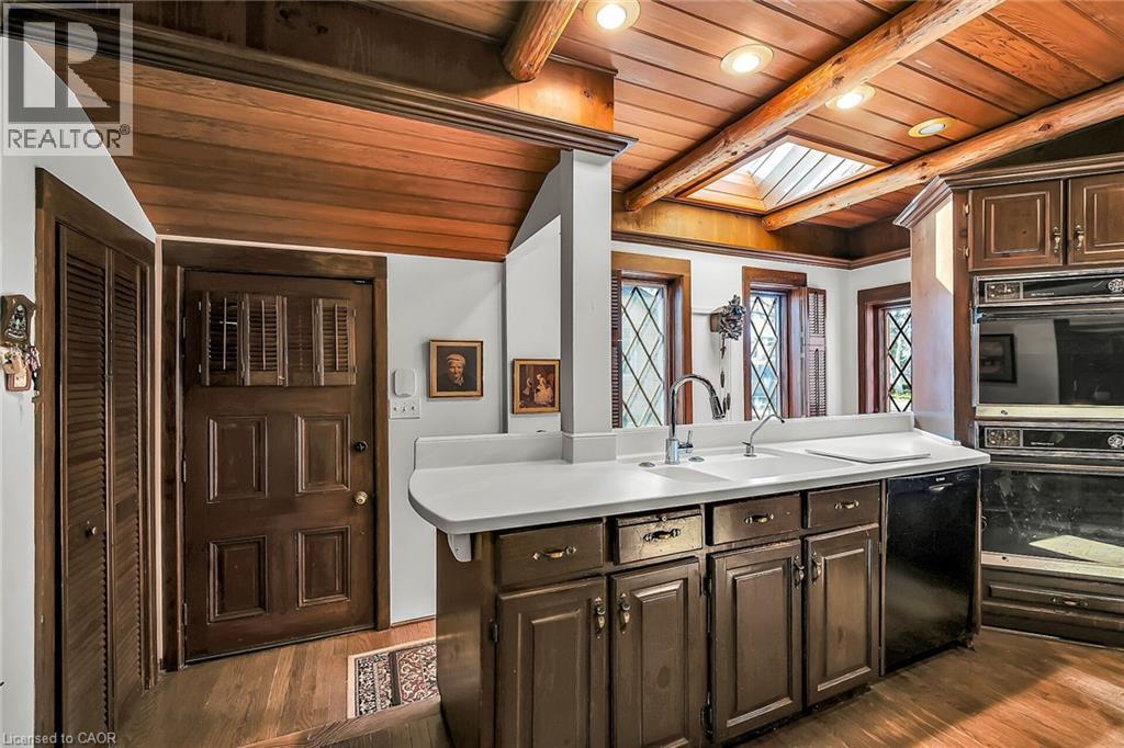 Photo 15 of 793 Shadeland Avenue, Burlington ON