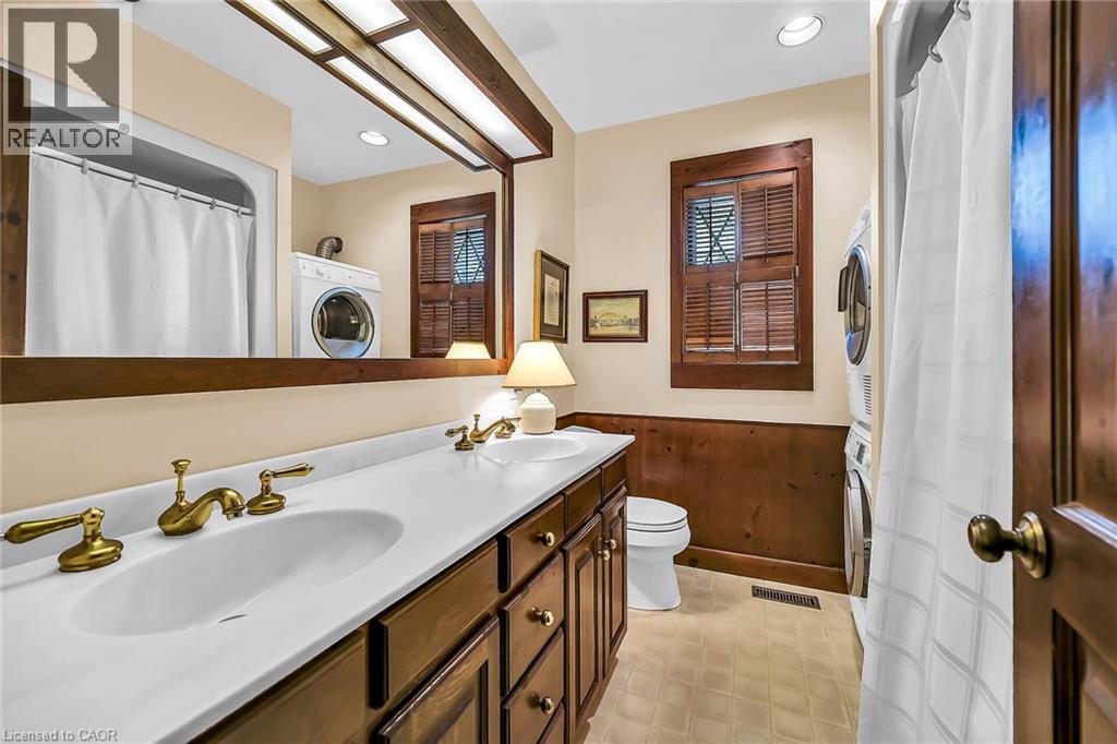 Photo 38 of 793 Shadeland Avenue, Burlington ON