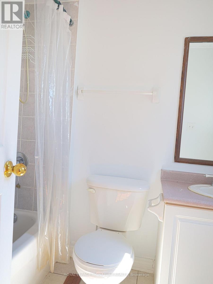 Photo 20 of 48 Billingsley Crescent, Markham ON